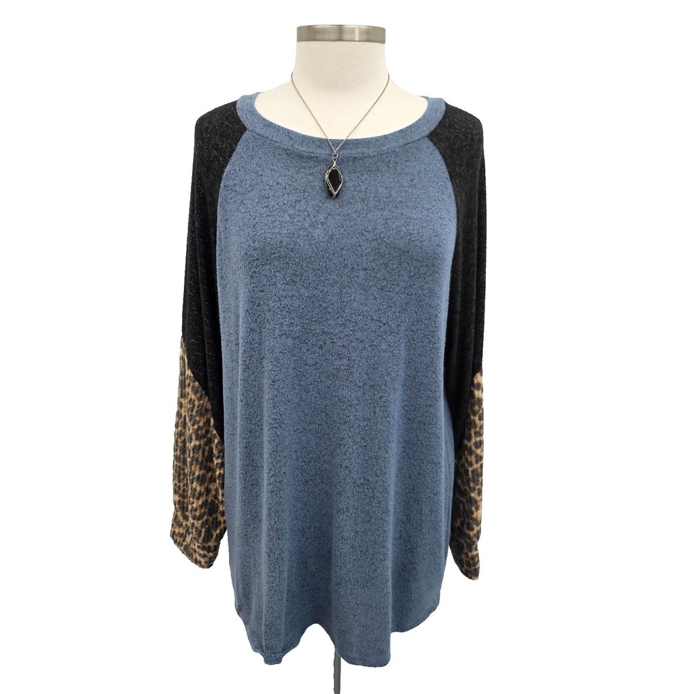 Grateful Hearts S Colorblock Raglan Top Blue Black Leopard Sleeve Casual Boho
